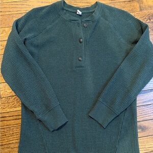 Old Navy Women’s Maternity Forest Green Knit Henley